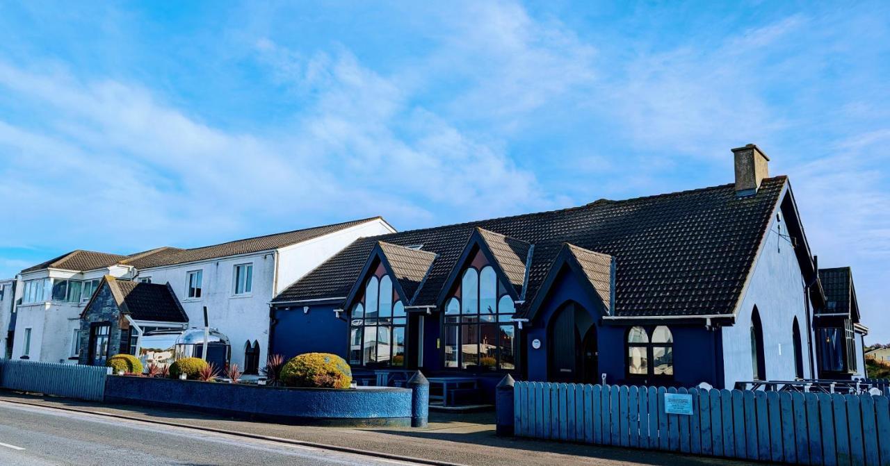 Hotel On The Coast 3*