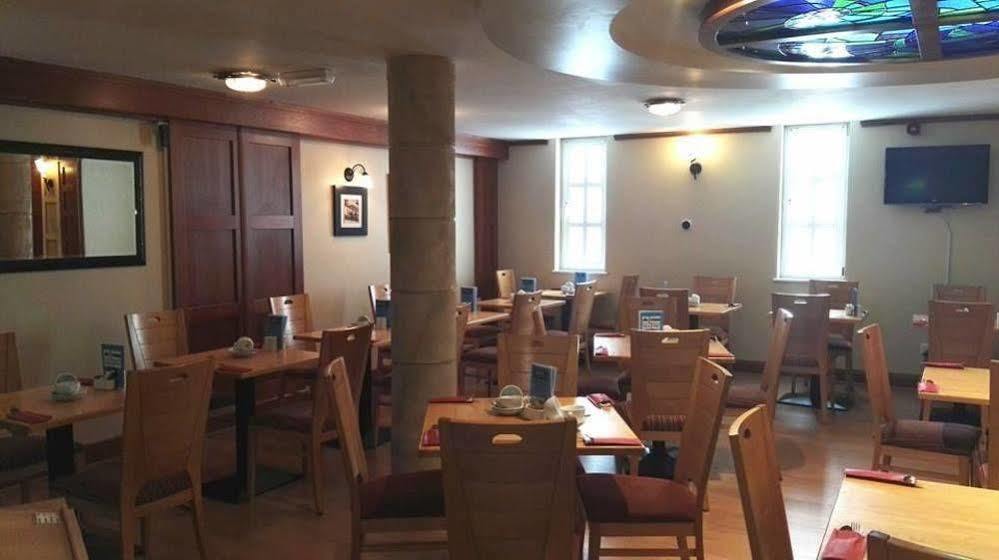 Hotel On The Coast 3*